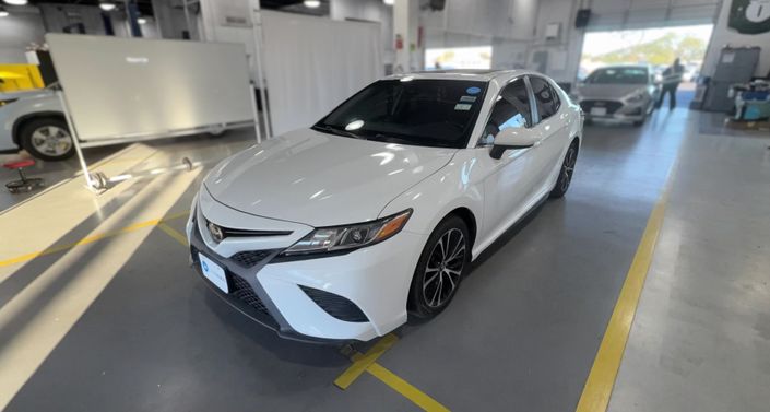 Thumbnail: 2019 Toyota Camry - 1