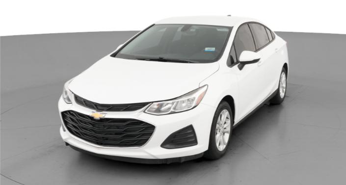 Thumbnail: 2019 Chevrolet Cruze - 1