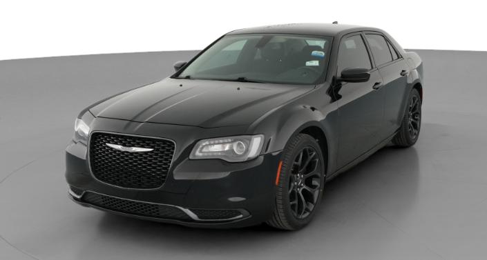 Thumbnail: 2019 Chrysler 300 - 1