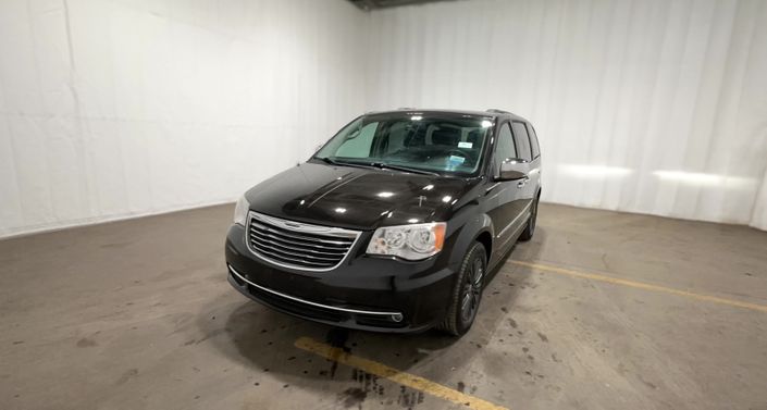 2014 Chrysler Town & Country Touring -
                  Framingham, MA