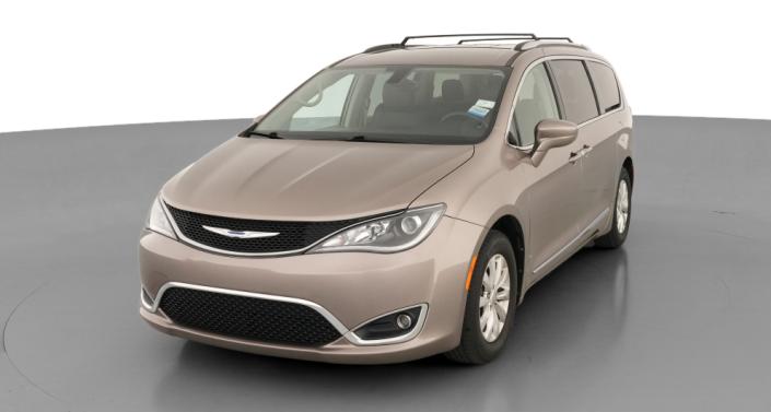 Thumbnail: 2018 Chrysler Pacifica - 1