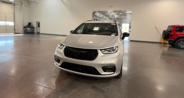 Thumbnail: 2026 Chrysler Pacifica - 1