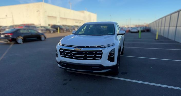 Thumbnail: 2025 Chevrolet Equinox - 1