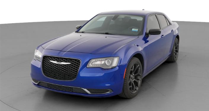 Thumbnail: 2019 Chrysler 300 - 1