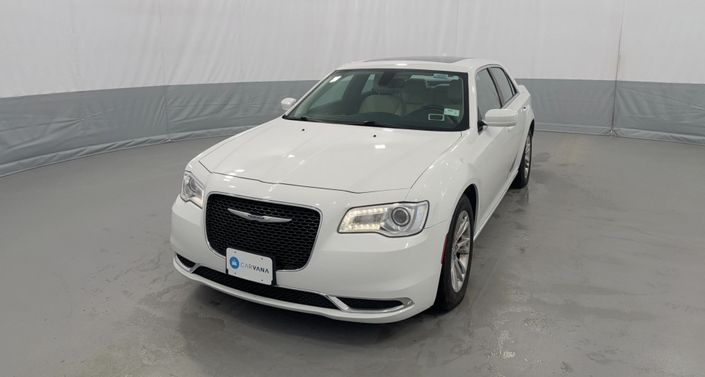 Thumbnail: 2019 Chrysler 300 - 1