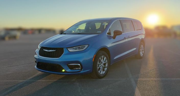 Thumbnail: 2026 Chrysler Pacifica - 1