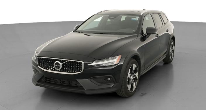 Thumbnail: 2025 Volvo V60 - 1