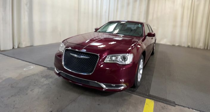 Thumbnail: 2016 Chrysler 300 - 1