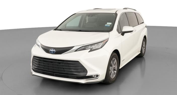 Thumbnail: 2021 Toyota Sienna - 1