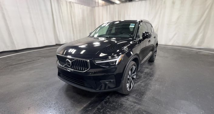 Thumbnail: 2024 Volvo XC40 - 1