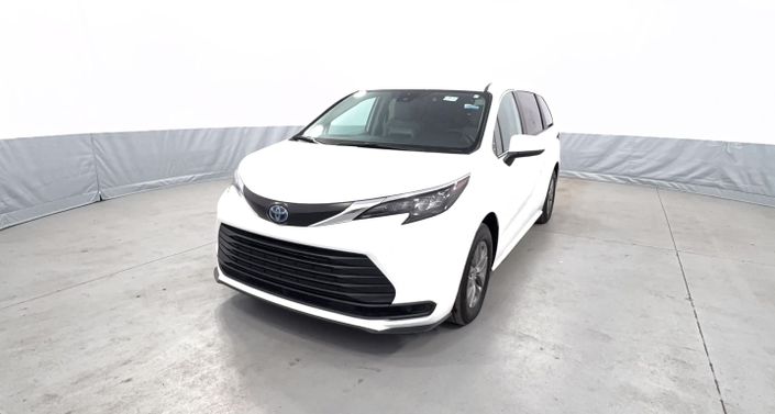 Thumbnail: 2024 Toyota Sienna - 1