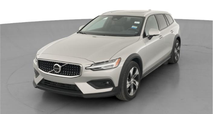 Thumbnail: 2025 Volvo V60 - 1