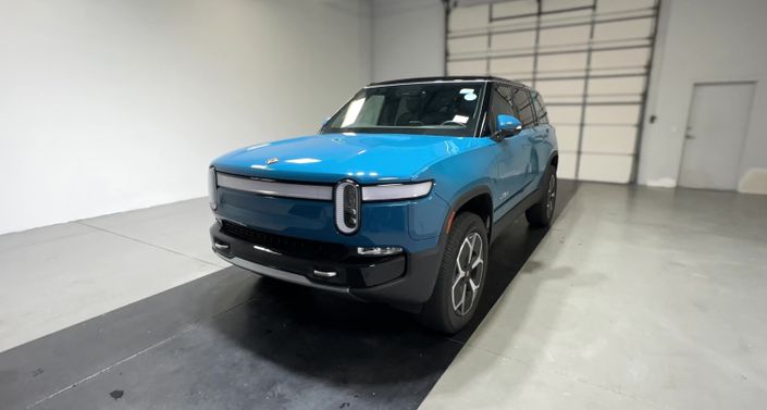 Thumbnail: 2024 Rivian R1S - 1