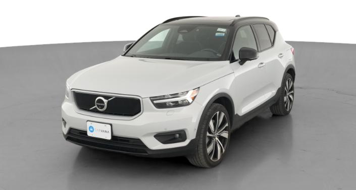 Thumbnail: 2022 Volvo XC40 - 1