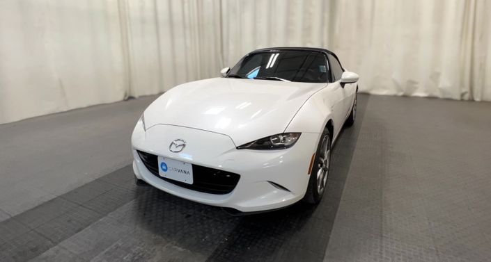 Thumbnail: 2022 Mazda MX-5 Miata - 1