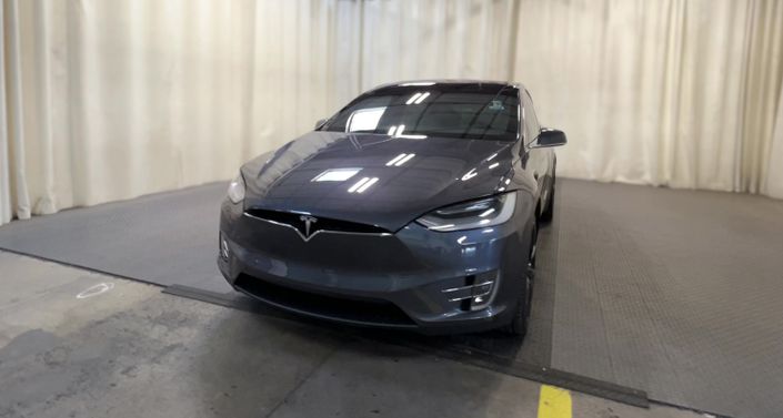Thumbnail: 2021 Tesla Model X - 1