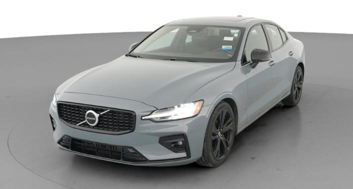 Thumbnail: 2024 Volvo S60 - 1