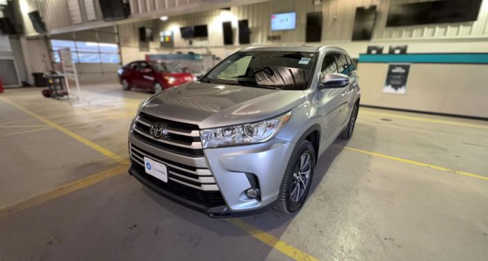 Thumbnail: 2017 Toyota Highlander - 1