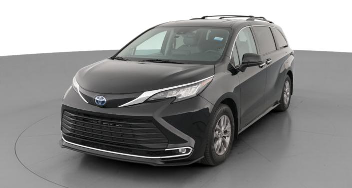 Thumbnail: 2022 Toyota Sienna - 1