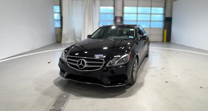 Thumbnail: 2014 Mercedes-Benz E-Class - 1