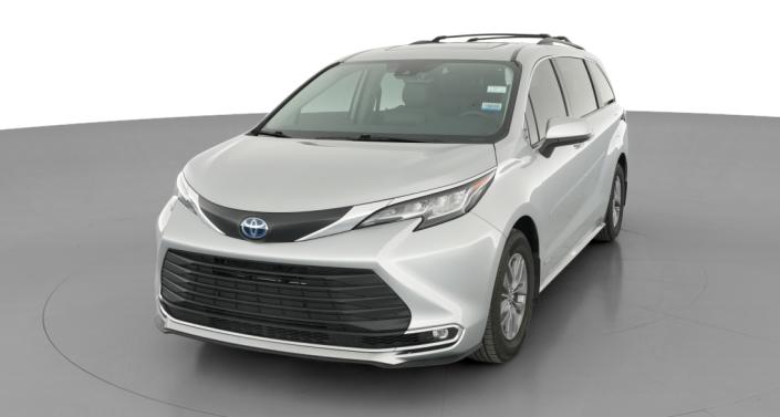 Thumbnail: 2021 Toyota Sienna - 1