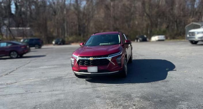 Thumbnail: 2025 Chevrolet Trax - 1