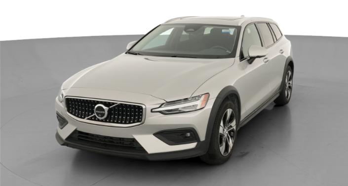 Thumbnail: 2025 Volvo V60 - 1
