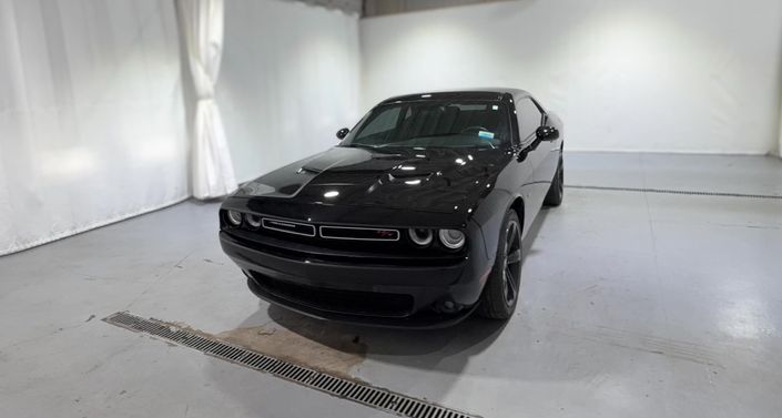 Thumbnail: 2016 Dodge Challenger - 1