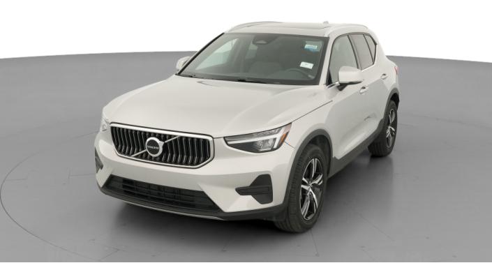 Thumbnail: 2025 Volvo XC40 - 1