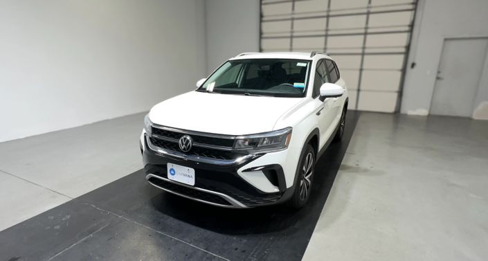 Thumbnail: 2022 Volkswagen Taos - 1