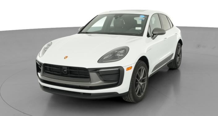 Thumbnail: 2023 Porsche Macan - 1