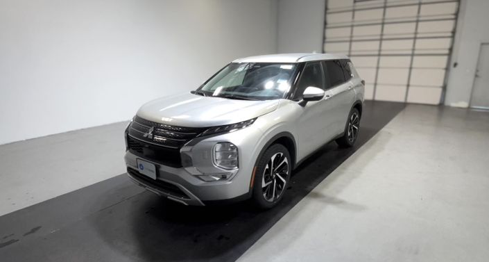 Thumbnail: 2024 Mitsubishi Outlander - 1