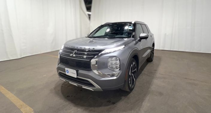 Thumbnail: 2023 Mitsubishi Outlander - 1