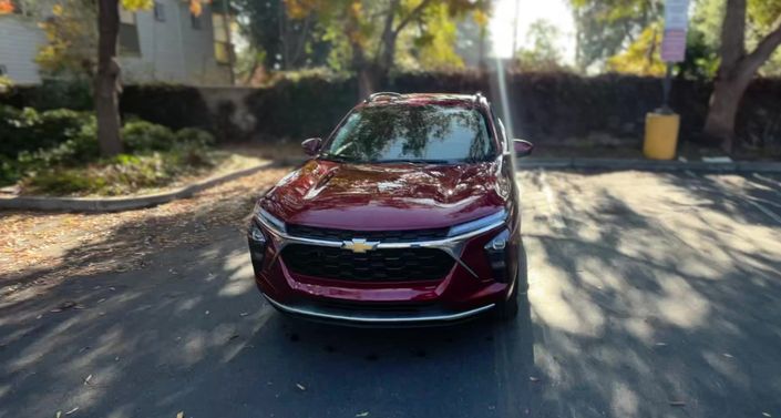 Thumbnail: 2025 Chevrolet Trax - 1