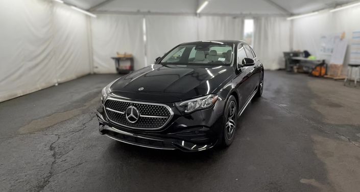 Thumbnail: 2025 Mercedes-Benz E-Class - 1