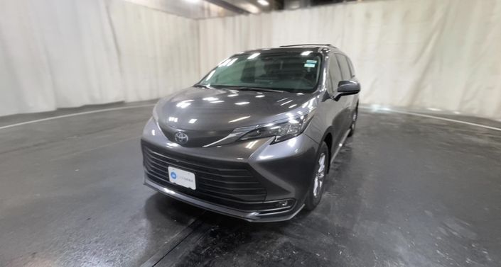 Thumbnail: 2025 Toyota Sienna - 1