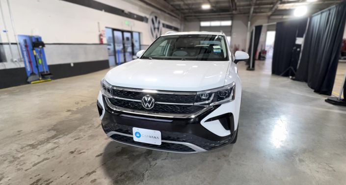 Thumbnail: 2022 Volkswagen Taos - 1