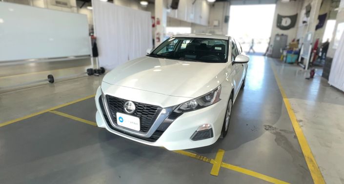 Thumbnail: 2020 Nissan Altima - 1