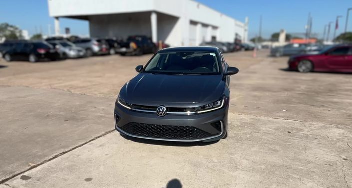 Thumbnail: 2025 Volkswagen Jetta - 1