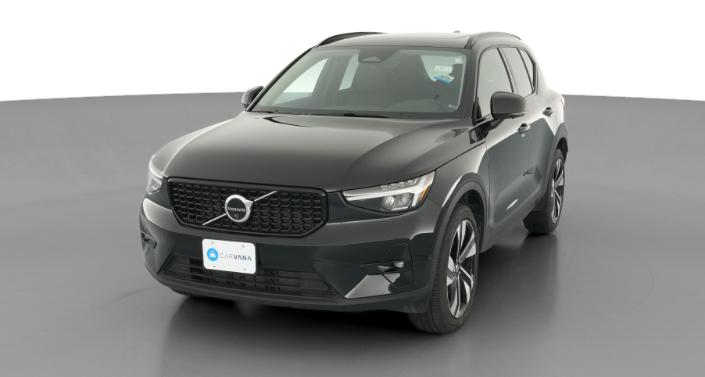 Thumbnail: 2025 Volvo XC40 - 1