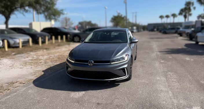 Thumbnail: 2025 Volkswagen Jetta - 1