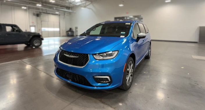 Thumbnail: 2026 Chrysler Pacifica - 1