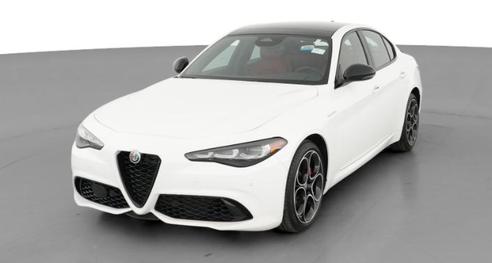 Thumbnail: 2025 Alfa Romeo Giulia - 1