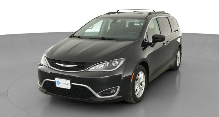 Thumbnail: 2018 Chrysler Pacifica - 1