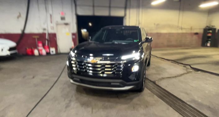 Thumbnail: 2025 Chevrolet Equinox - 1