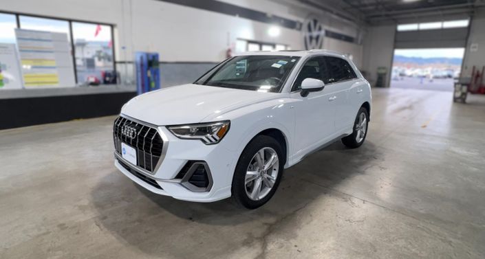 Thumbnail: 2021 Audi Q3 - 1