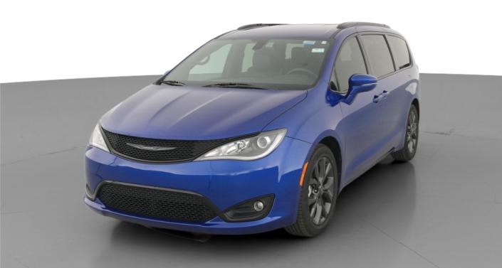 Thumbnail: 2018 Chrysler Pacifica - 1