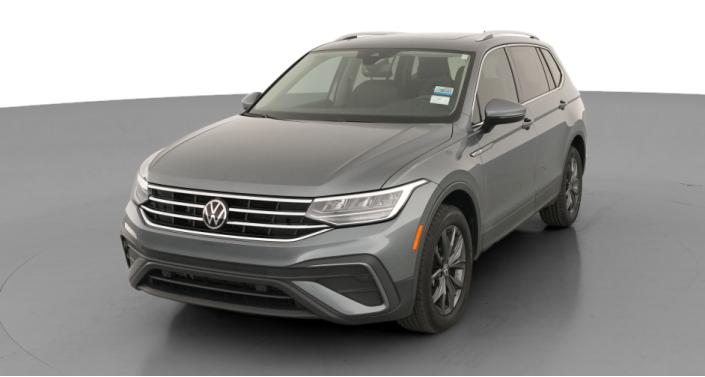 Thumbnail: 2022 Volkswagen Tiguan - 1