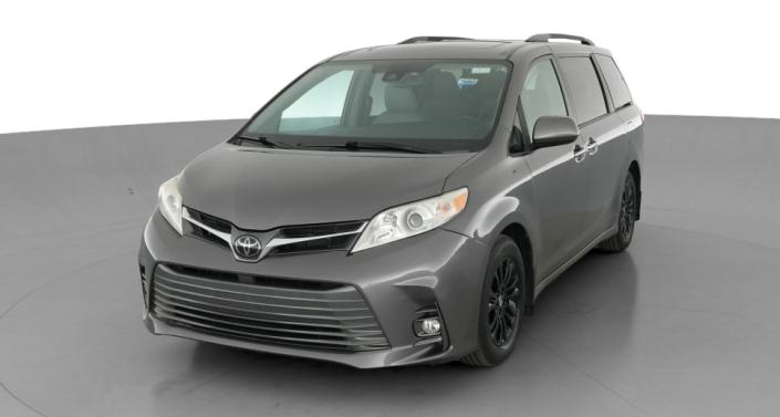 Thumbnail: 2019 Toyota Sienna - 1