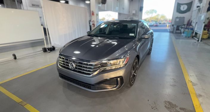 Thumbnail: 2020 Volkswagen Passat - 1